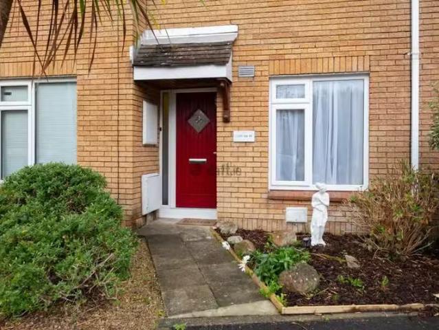 Domville Grove, Killiney, Co. Dublin is for rent
