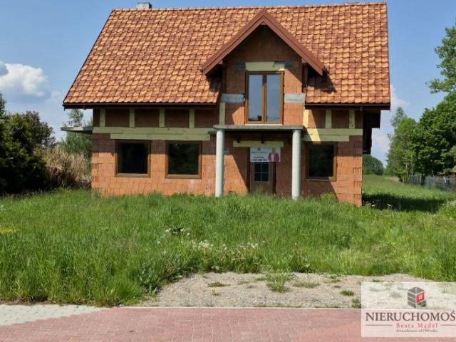 Dom 0,85 m², Strzelce Wielkie