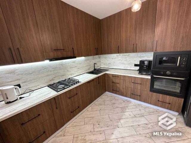 дом 101 m2 Лезнево