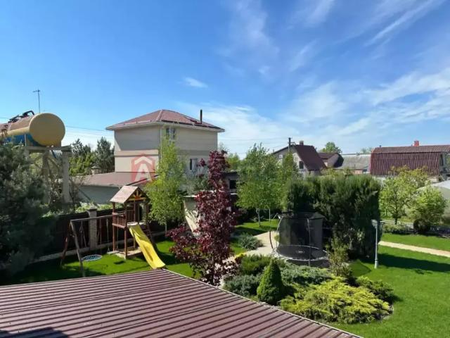 дом 110 m2 Город и пригород