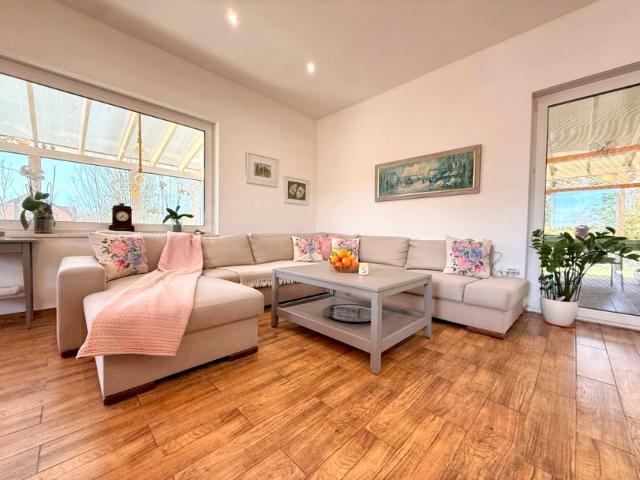 Dom 110 m², Dobra
