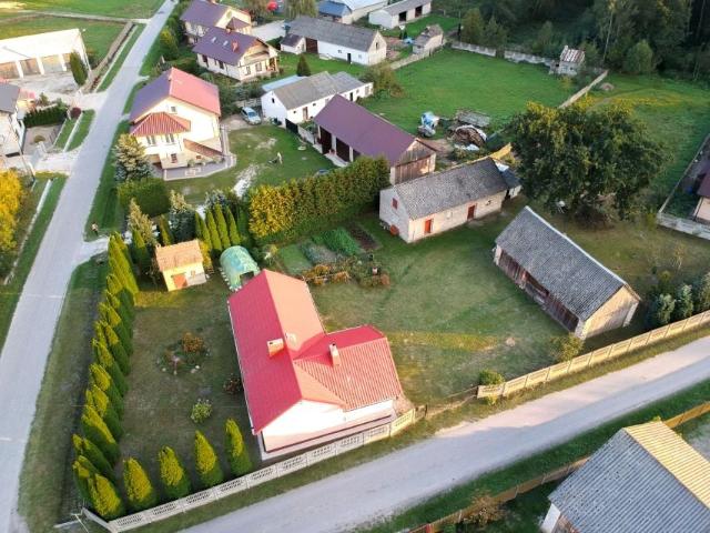 Dom 47 200 m², Kostera
