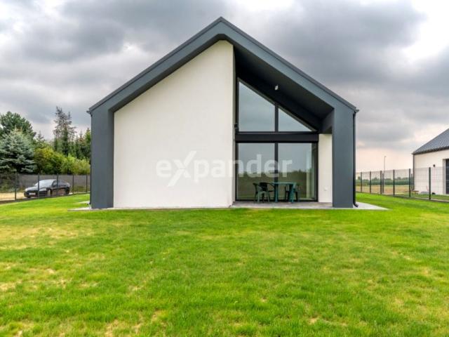 Dom 124 m², Motycz