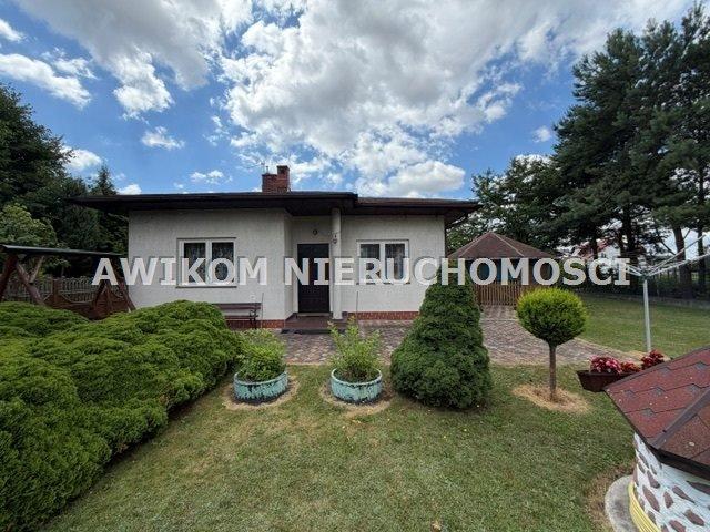 Do sprzedania dom 127 m² z garażem i ogrodem w Teresinie