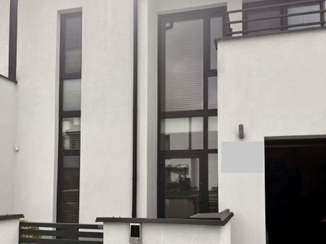 Dom 120 m², Halickie
