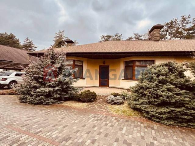 дом 135 m2 Город и пригород