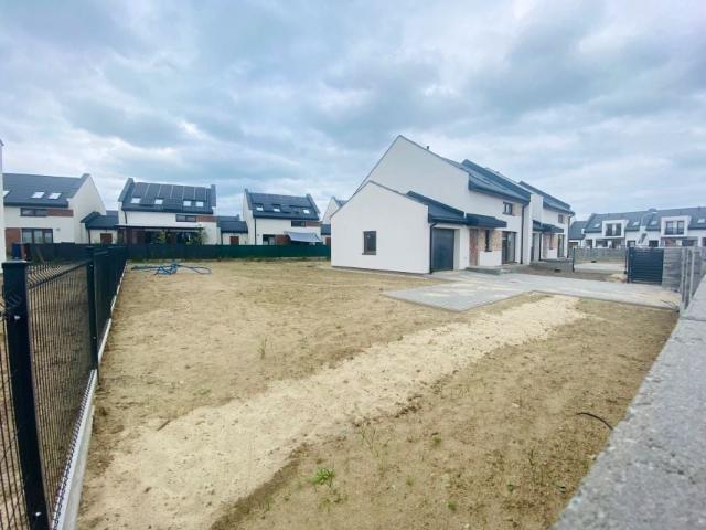 Dom 137 m², Stare Babice