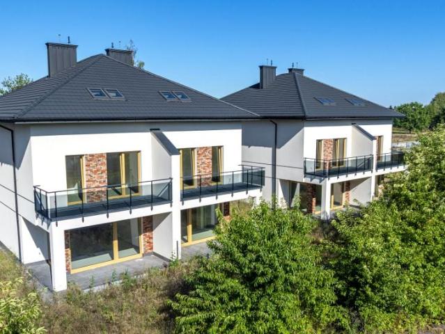 Dom 139 m², Kobyłka