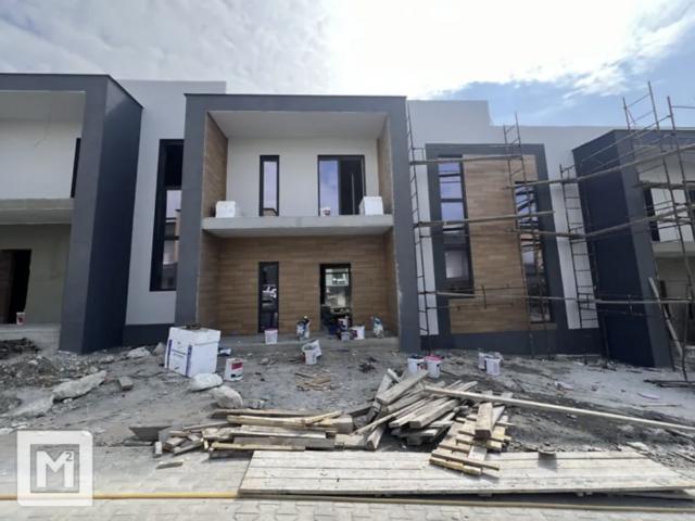 дом 144 m2 Лезнево