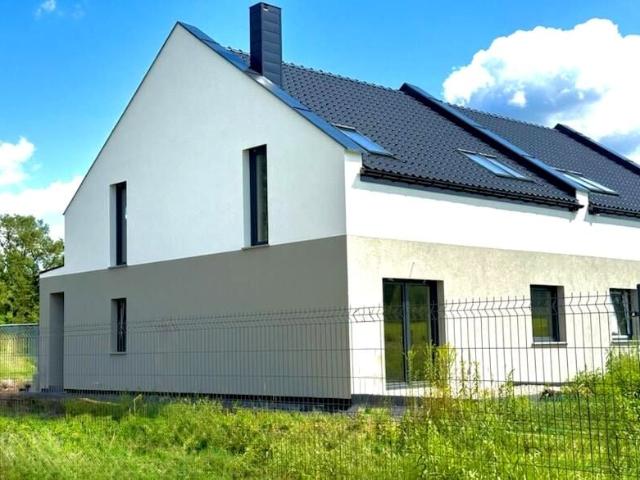 Dom 140 m², Wołów