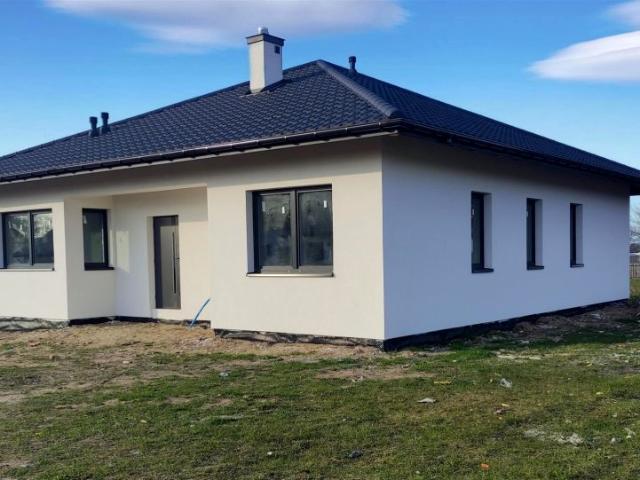 Dom 141 m², Grzmucin