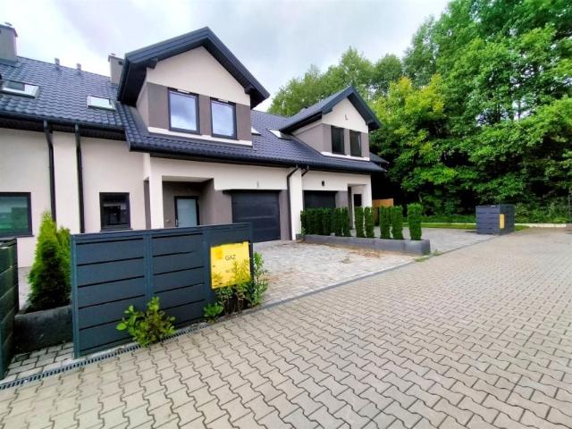 Dom 143,32 m², Radom