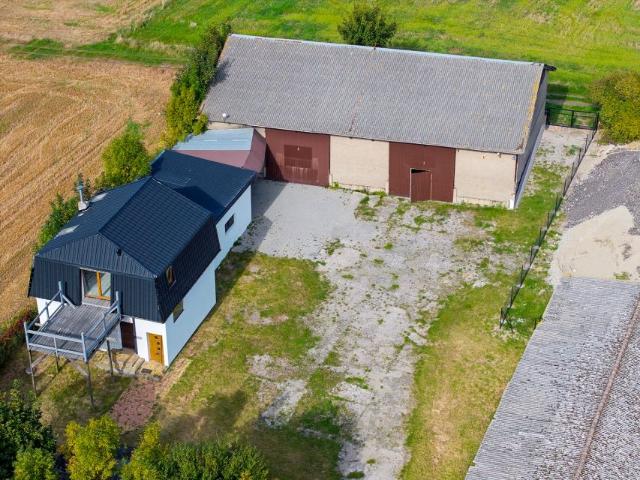 Dom 143,64 m², Nacmierz