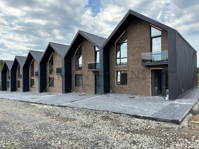 дом 150 m2 Город и пригород