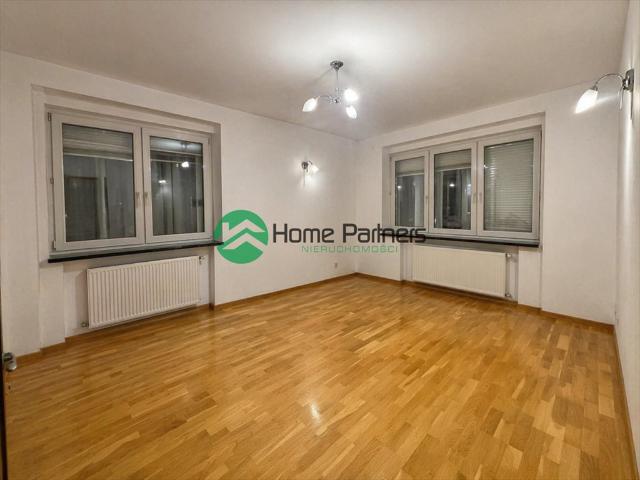 Dom 150m2 z potencjałem biurowo usługowym w Wawrze