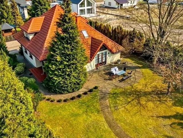 Dom 165,50 m², Bramki