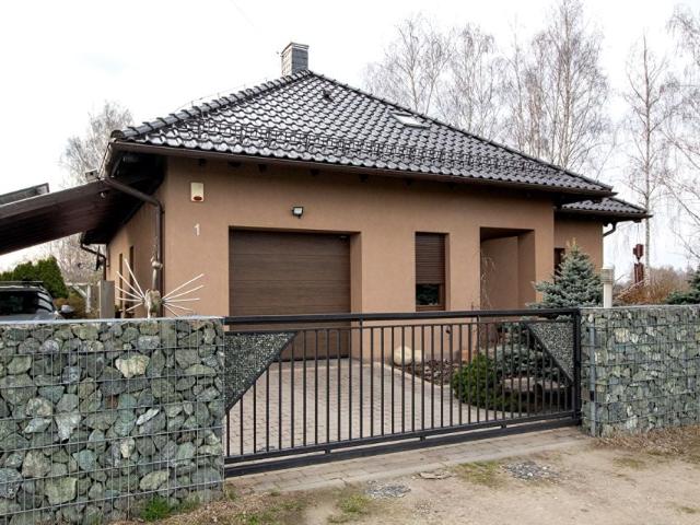 Dom 167 m², Ochodze