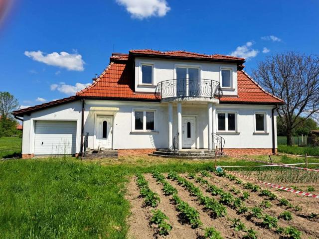 Dom 160 m², Zarzecze