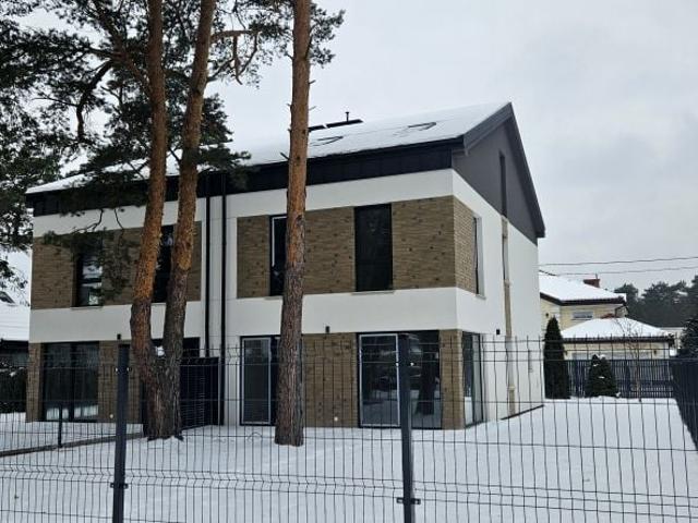 Dom 161 m², Józefów