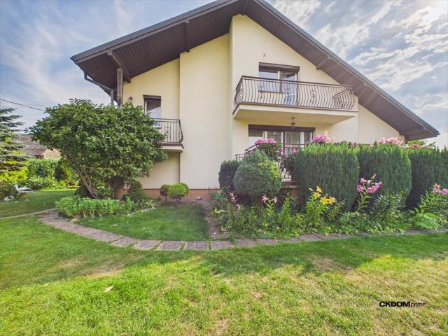Dom 162 m² z garażem, ogród, balkon polecam!