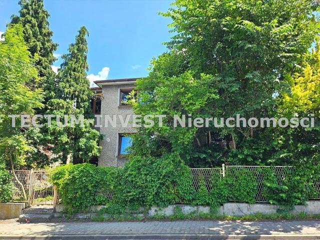 Sprzedam dom 175 m² z potencjałem, garaż i dużą działką