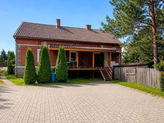 Dom 170 m², Liksajny