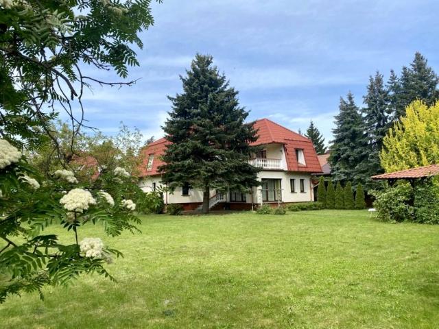 Dom 170 m², Piastów