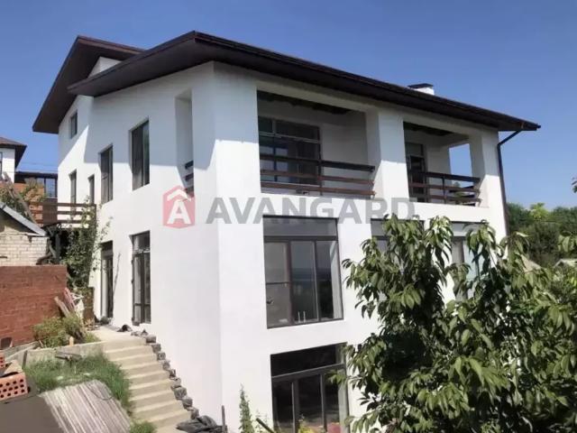 дом 172 m2 Соборный Жовтневый