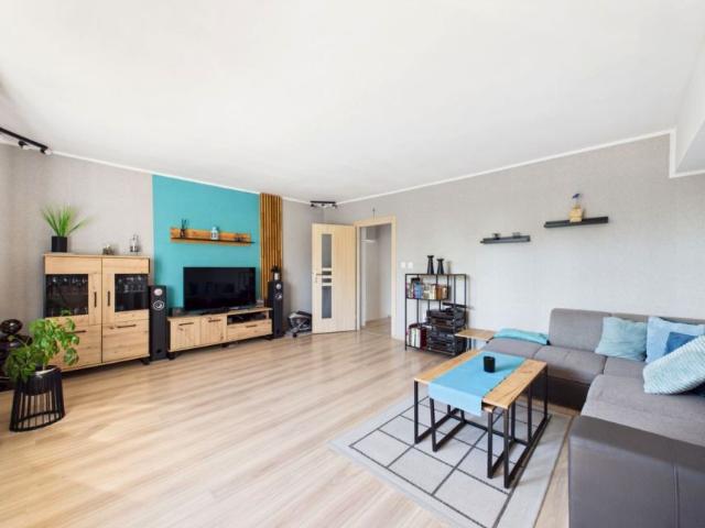 Dom 17 100 m², Dziemiony