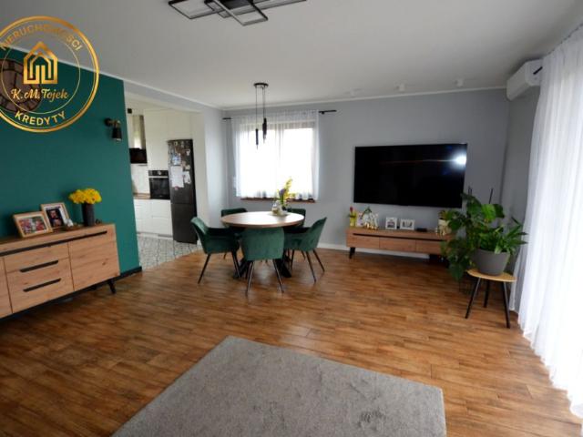 Dom 186,47 m², Biskupice