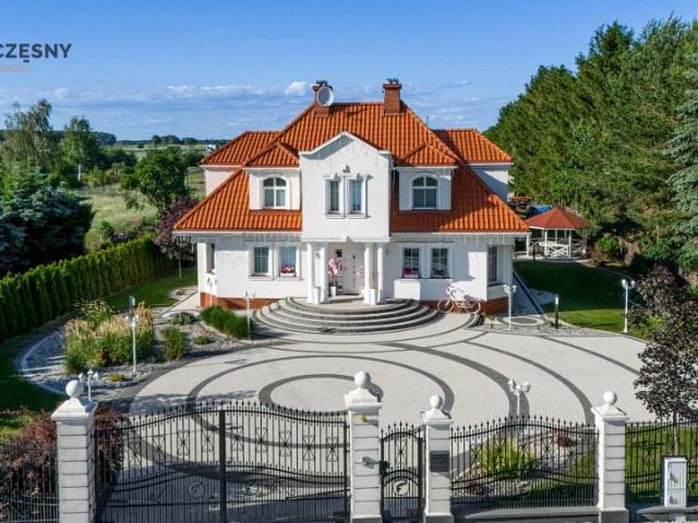 Dom 187 m², Wola Rasztowska