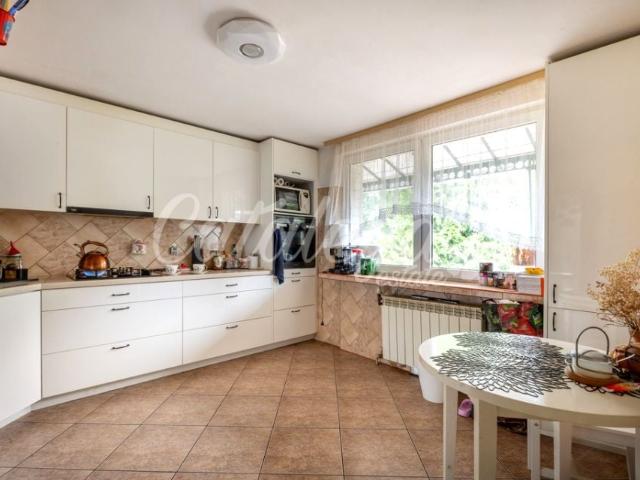 Dom 180 m², Karpin