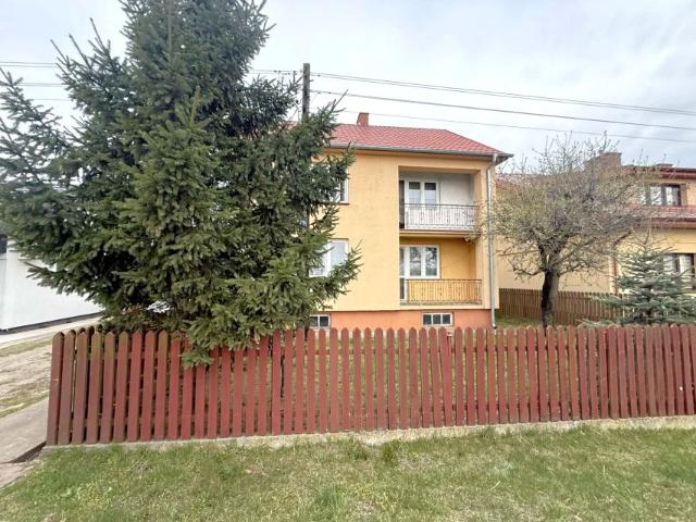 Dom 180 m², Ochle