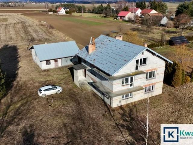 Dom 180 m², Moderówka