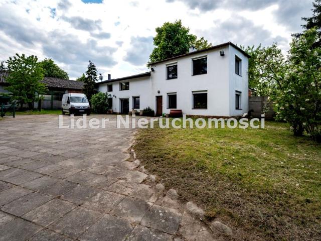 Dom 180 m², Wola Żytowska