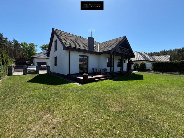 Dom 194 m² z dużą działką w Wiatrowie Las