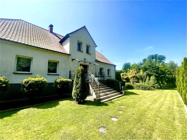 Dom 195 m², Rusinowo