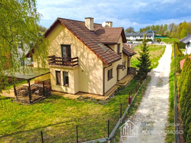 Dom 190 m², Niepołomice