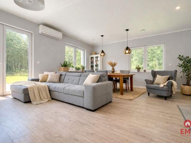 Dom 190 m², Protasy