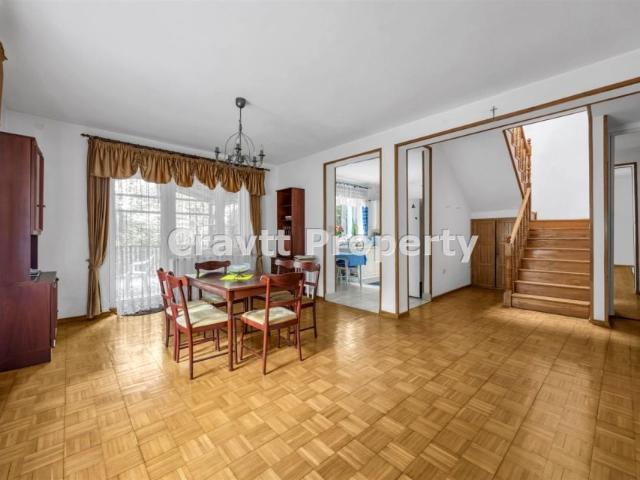 Koczarska 192 m², Stare Babice