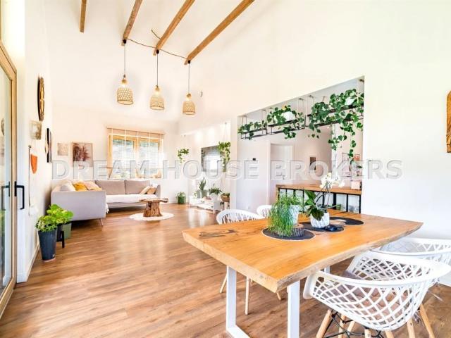 Dom 192,40 m², Lubenia