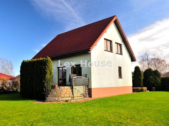 Dom 205 m², Pucice