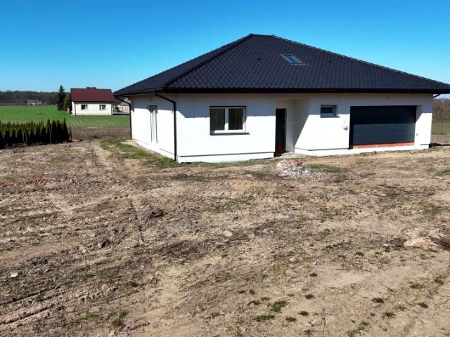 Dom 207 m², Biele