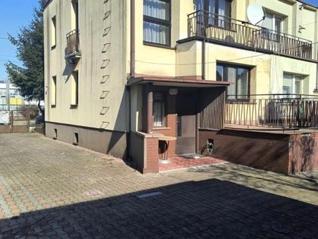 Dom 200 m², Łask