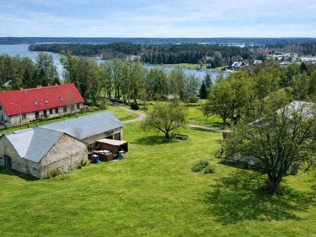 Dom 270 m², Jora Wielka