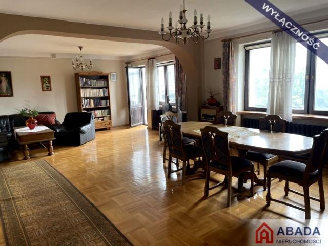 Dom 200 m², Radom