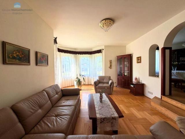 Dom 214 m², Kraków