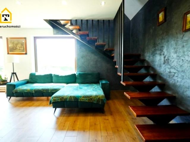 Dom 218 m², Objazda