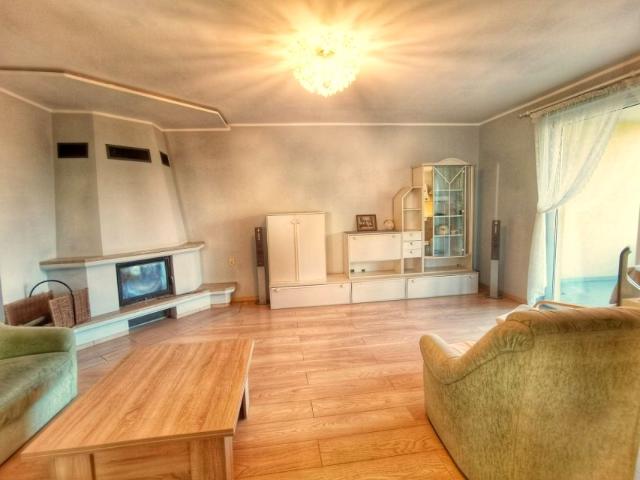 Dom 226 m², Radom