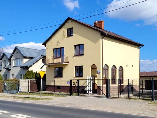 Dom 220 m², Góra Kalwaria